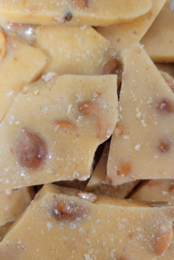 Cashew Brittle